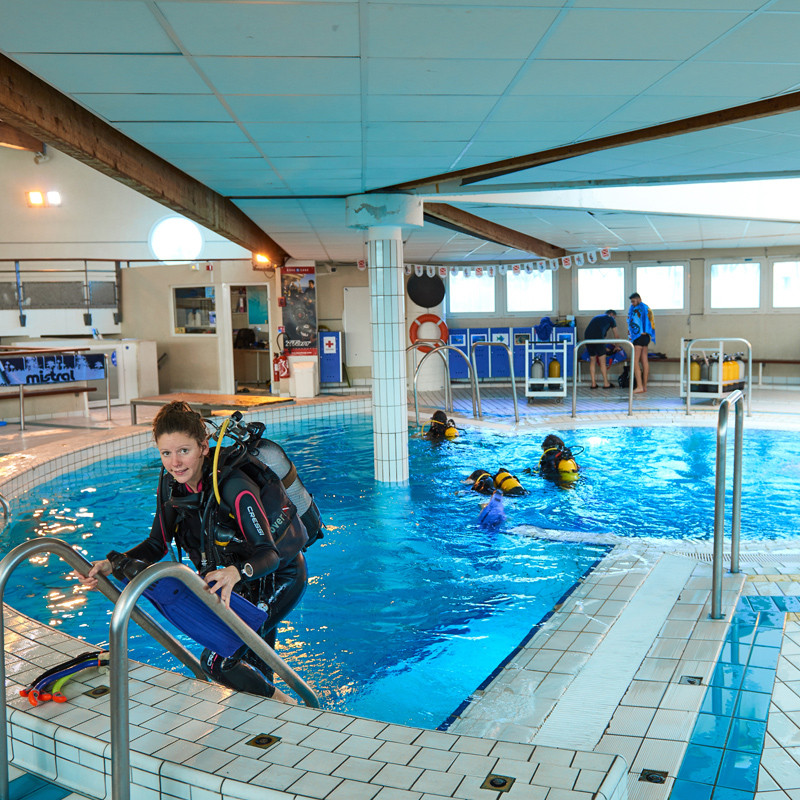 Brevet de plongée PADI Open Water Diver à Paris, pack complet 3 jours. Brevet de plongée PADI Open Water Diver à Paris, pack complet 3 jours.